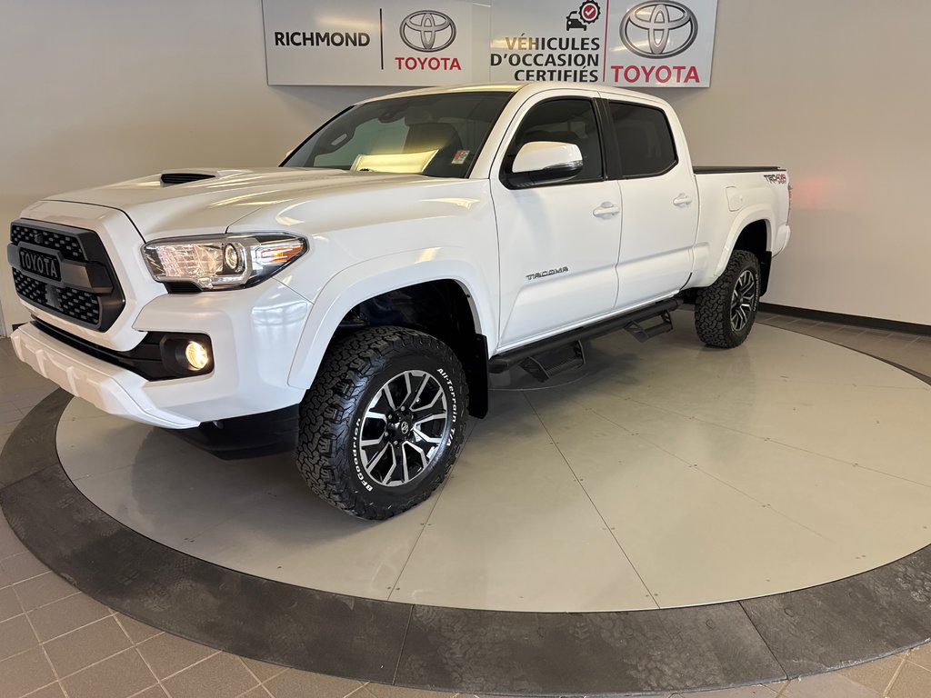 Toyota Tacoma TRD SPORT *TRÈS BEAU CAMION + BODY LIFT TOYOTA* 2023 à Richmond, Québec - 2 - w1024h768px