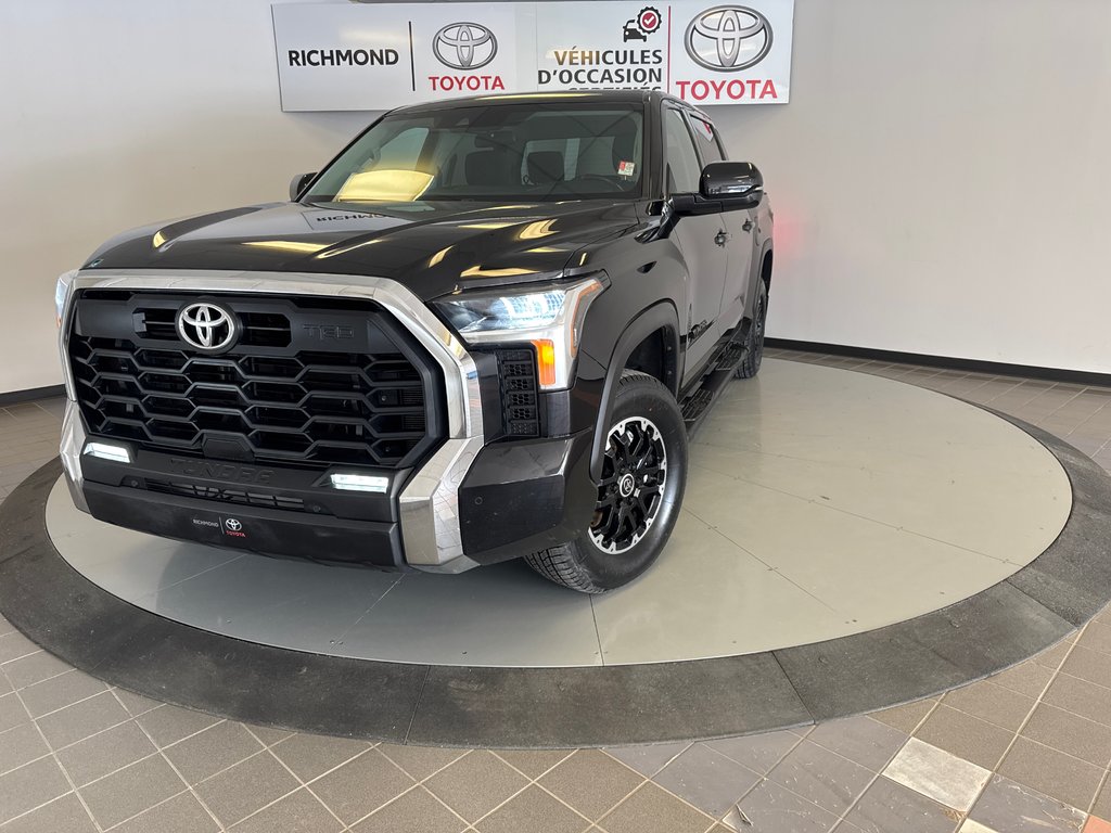 2022 Toyota Tundra SR5 TRD *TRÈS BEAU CAMION* in Richmond, Quebec - 1 - w1024h768px