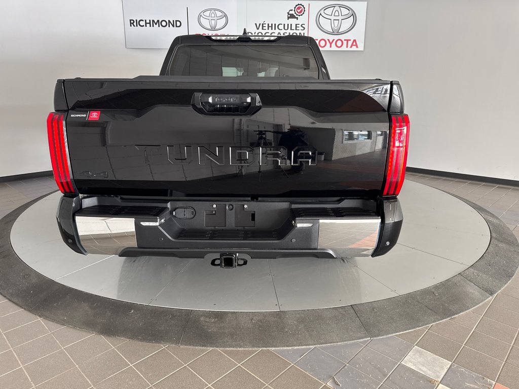 2022 Toyota Tundra SR5 TRD *TRÈS BEAU CAMION* in Richmond, Quebec - 7 - w1024h768px