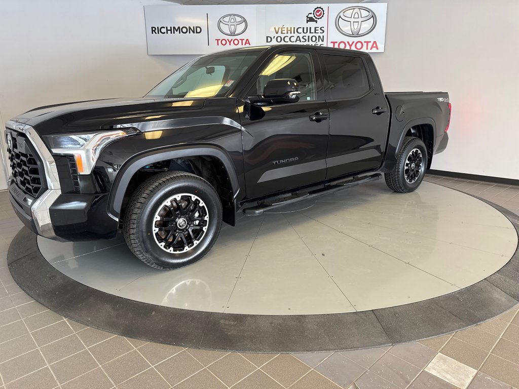 2022 Toyota Tundra SR5 TRD *TRÈS BEAU CAMION* in Richmond, Quebec - 3 - w1024h768px