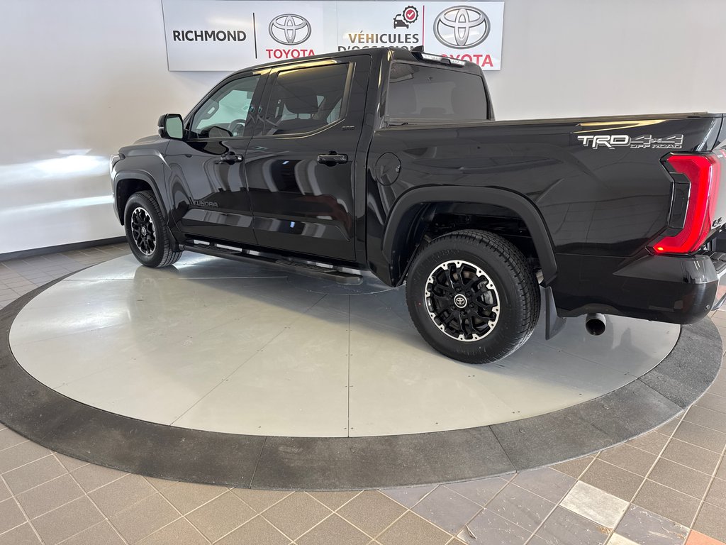 2022 Toyota Tundra SR5 TRD *TRÈS BEAU CAMION* in Richmond, Quebec - 5 - w1024h768px