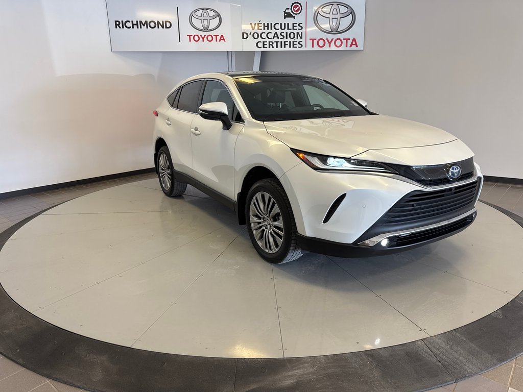 2024 Toyota Venza HYBRIDE LIMITED AWD *TRÈS BEAU VÉHICULE* in Richmond, Quebec - 12 - w1024h768px