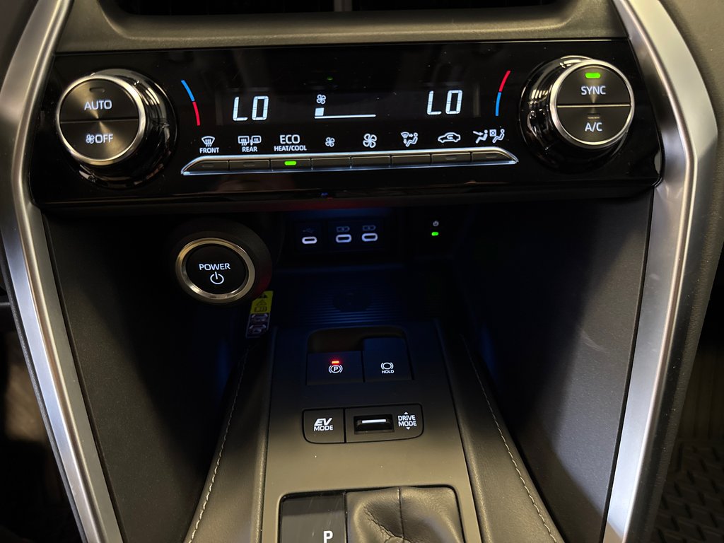 Toyota Venza LE AWD *BAS KILOMÉTRAGE* 2024 à Richmond, Québec - 25 - w1024h768px