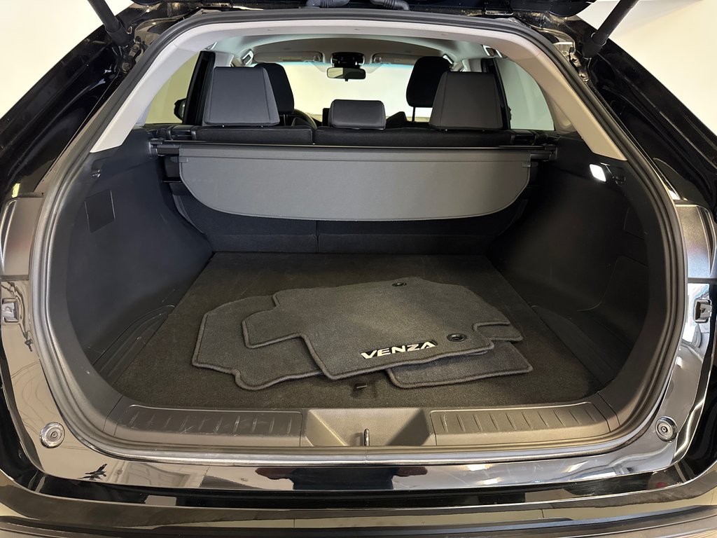 Toyota Venza LE AWD *BAS KILOMÉTRAGE* 2024 à Richmond, Québec - 17 - w1024h768px