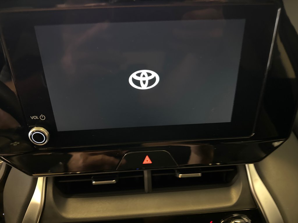 Toyota Venza LE AWD *BAS KILOMÉTRAGE* 2024 à Richmond, Québec - 20 - w1024h768px