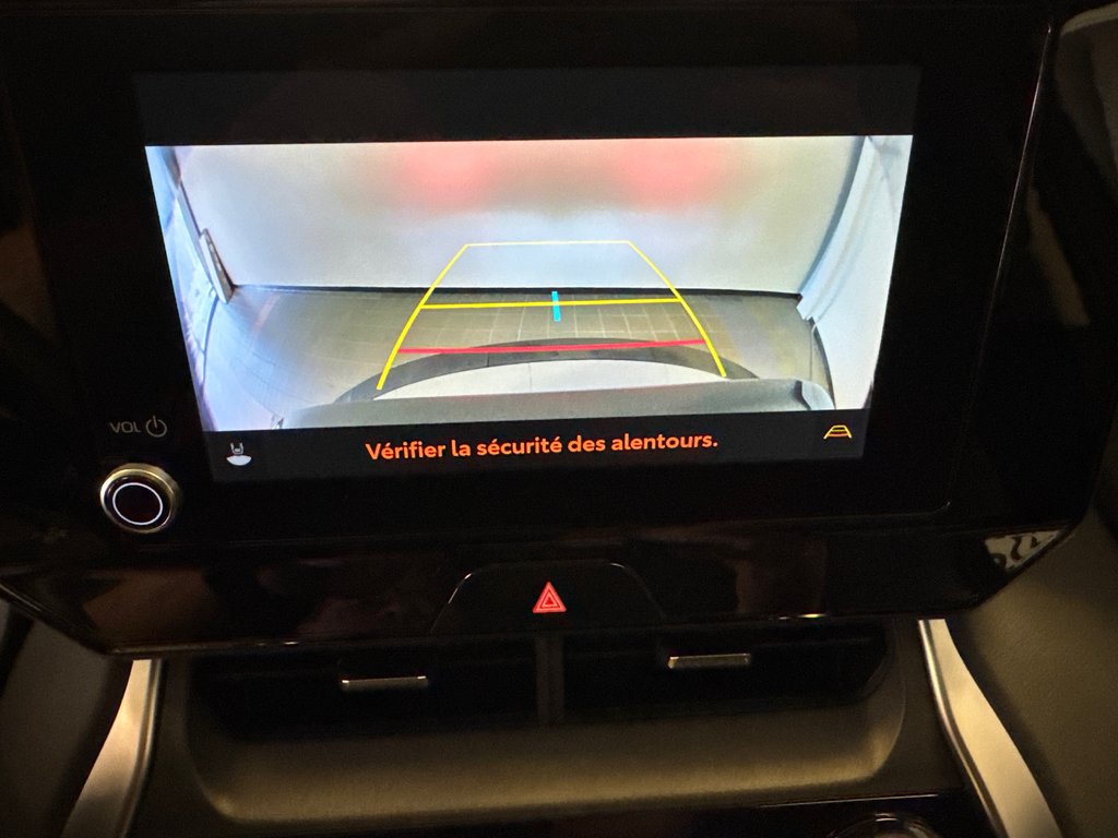 Toyota Venza LE AWD *BAS KILOMÉTRAGE* 2024 à Richmond, Québec - 24 - w1024h768px