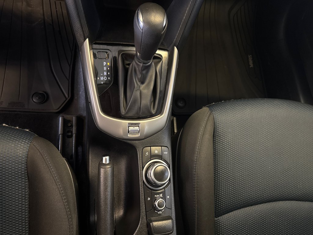 Toyota Yaris Hatchback *AUTOMATIQUE + BAS KILOMETRAGE* 2020 à Richmond, Québec - 24 - w1024h768px