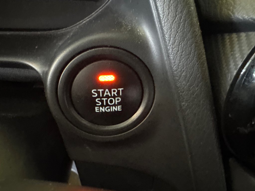 Toyota Yaris Hatchback *AUTOMATIQUE + BAS KILOMETRAGE* 2020 à Richmond, Québec - 25 - w1024h768px