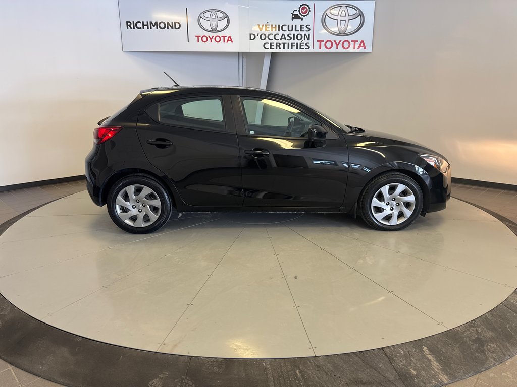 Toyota Yaris Hatchback *AUTOMATIQUE + BAS KILOMETRAGE* 2020 à Richmond, Québec - 10 - w1024h768px