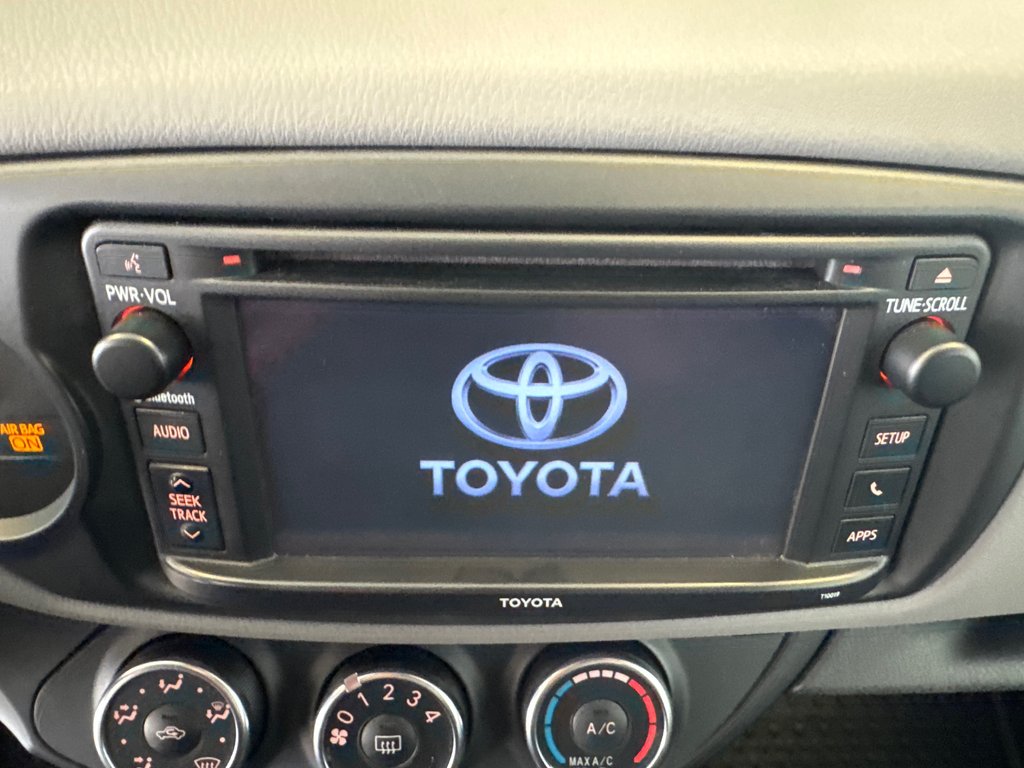 Toyota Yaris LE Gr:B  AUTOMATIQUE *SEULEMENT 49,500 KM* 2015 à Richmond, Québec - 15 - w1024h768px