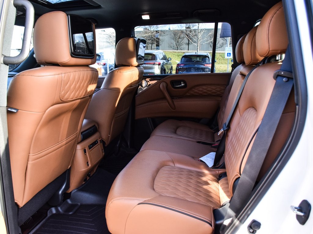 2023  QX80 7 PASSENGER, LUXE in Hannon, Ontario - 16 - w1024h768px