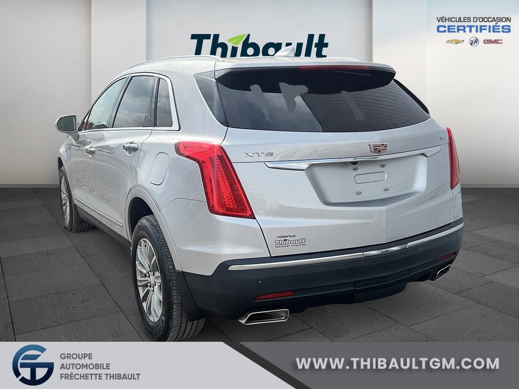 2017 Cadillac XT5 in Montmagny, Quebec - 4 - w1024h768px