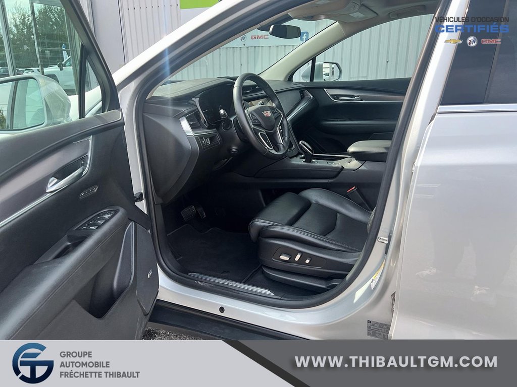 2017 Cadillac XT5 in Montmagny, Quebec - 6 - w1024h768px