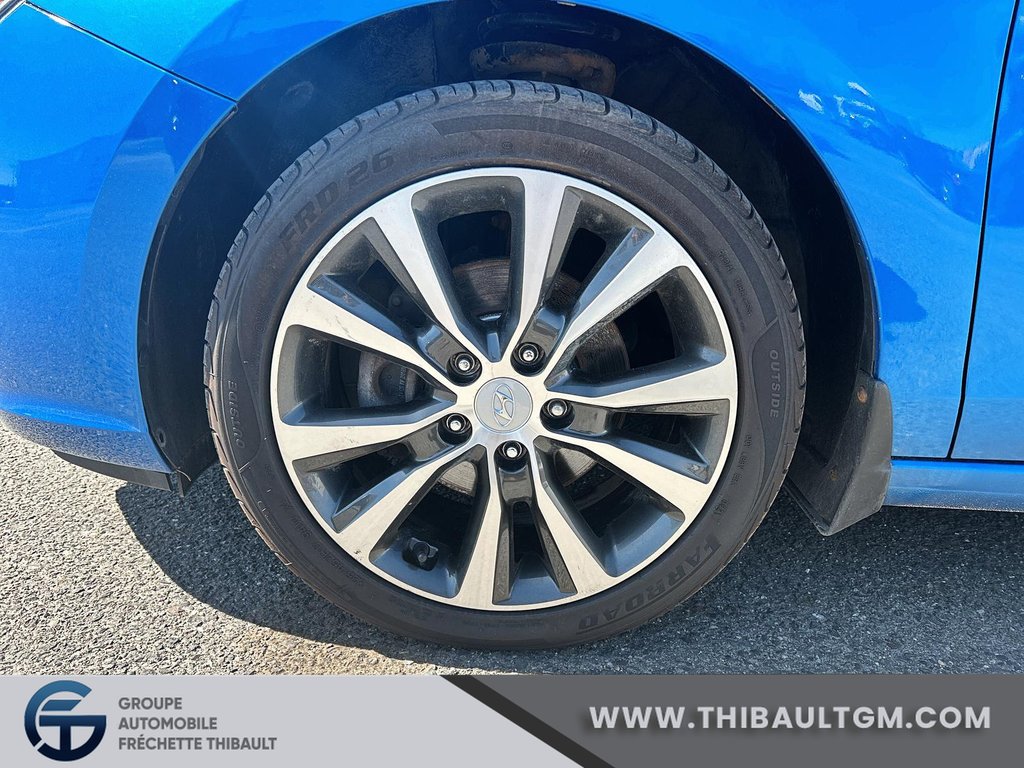Hyundai Elantra  2018 à Montmagny, Québec - 6 - w1024h768px