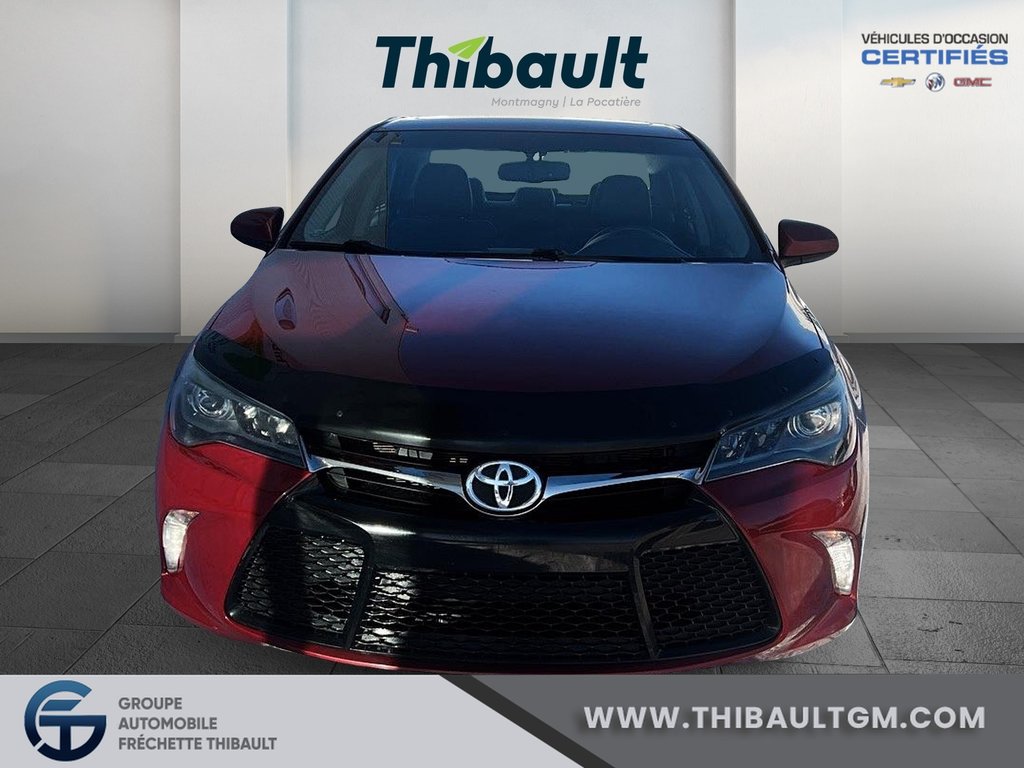 2015 Toyota Camry in Montmagny, Quebec - 2 - w1024h768px