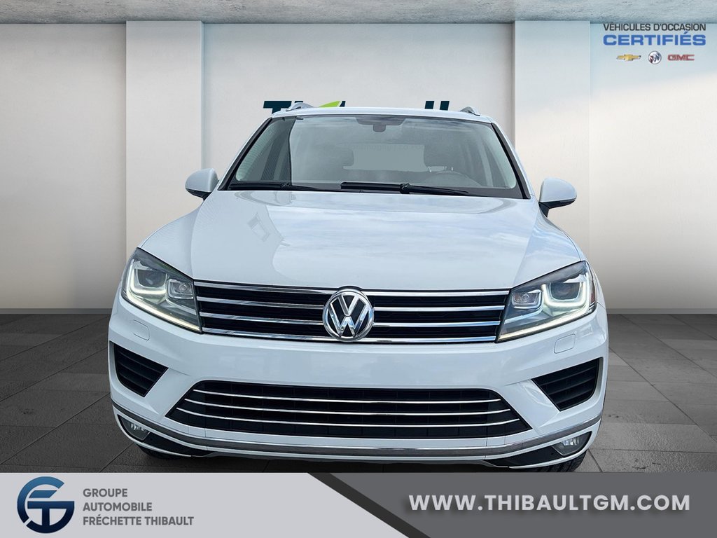 2017 Volkswagen Touareg in Montmagny, Quebec - 2 - w1024h768px