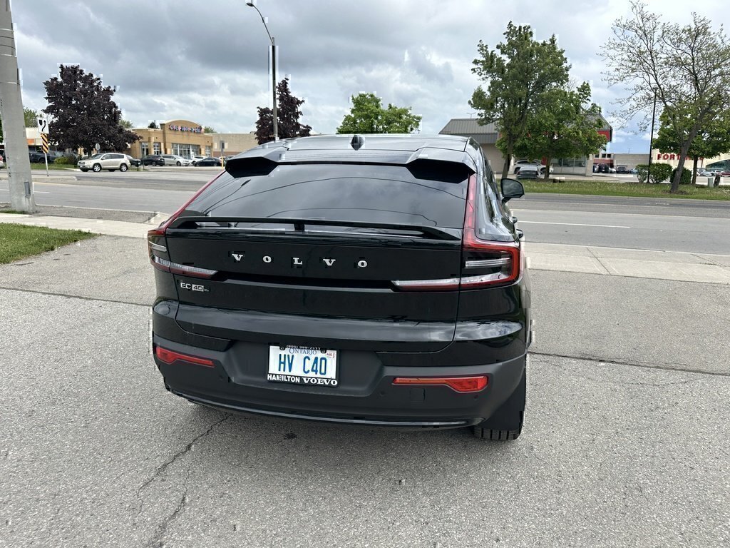 2025 Volvo EC40 Ultra-7