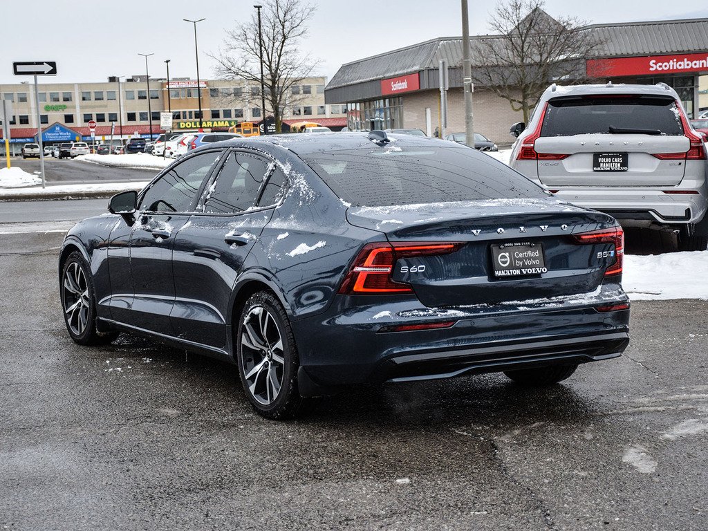 2023 Volvo S60 Core Dark Theme-6