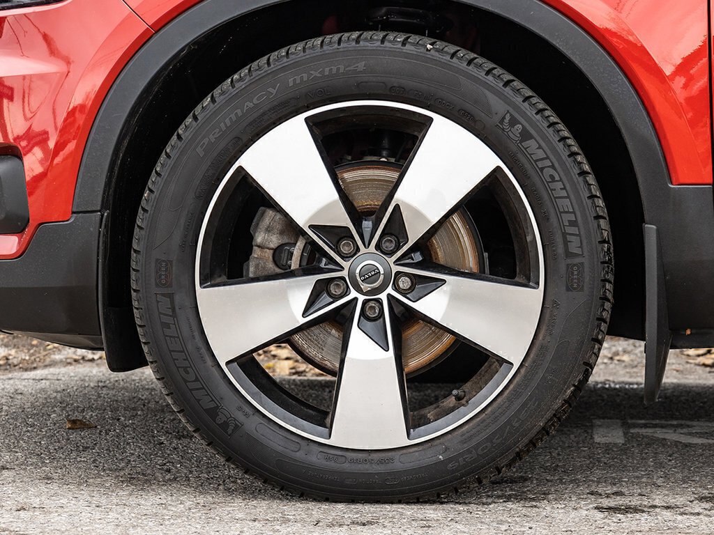 2020 Volvo XC40 Momentum-3