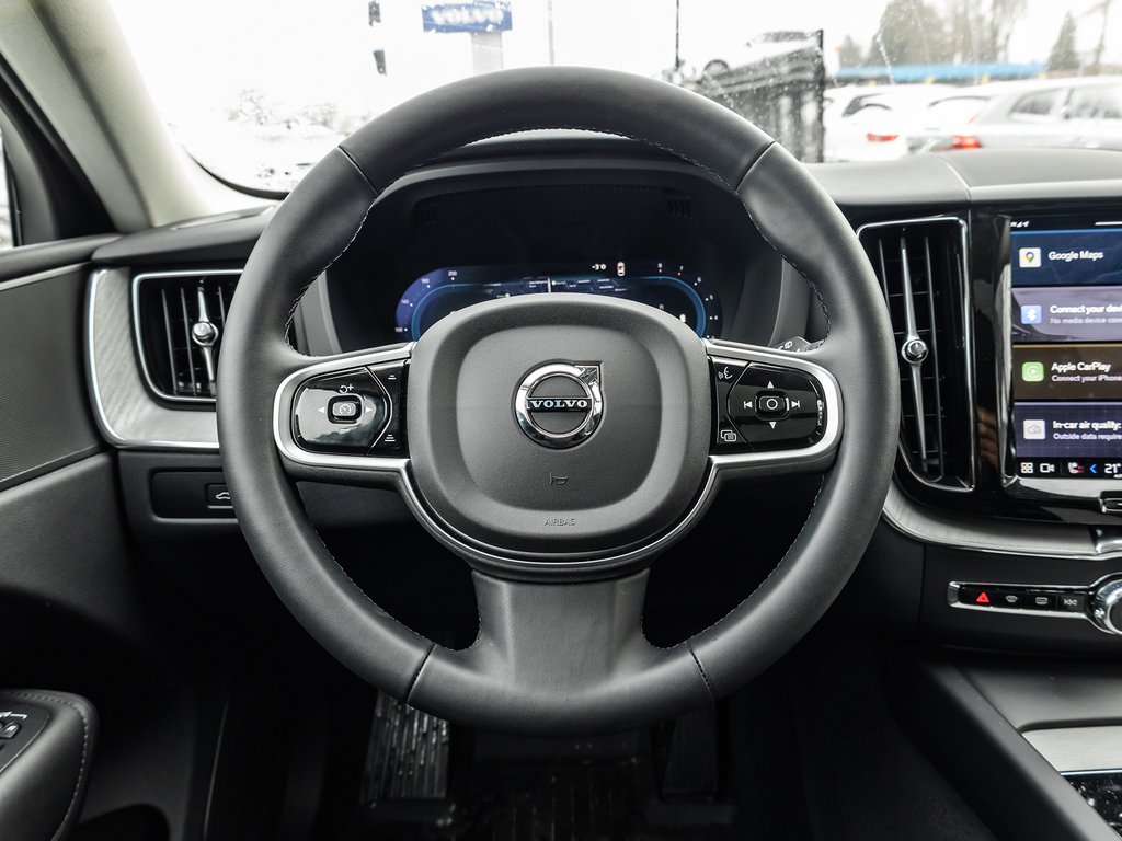 2025 Volvo XC60 Plus Dark Theme-7