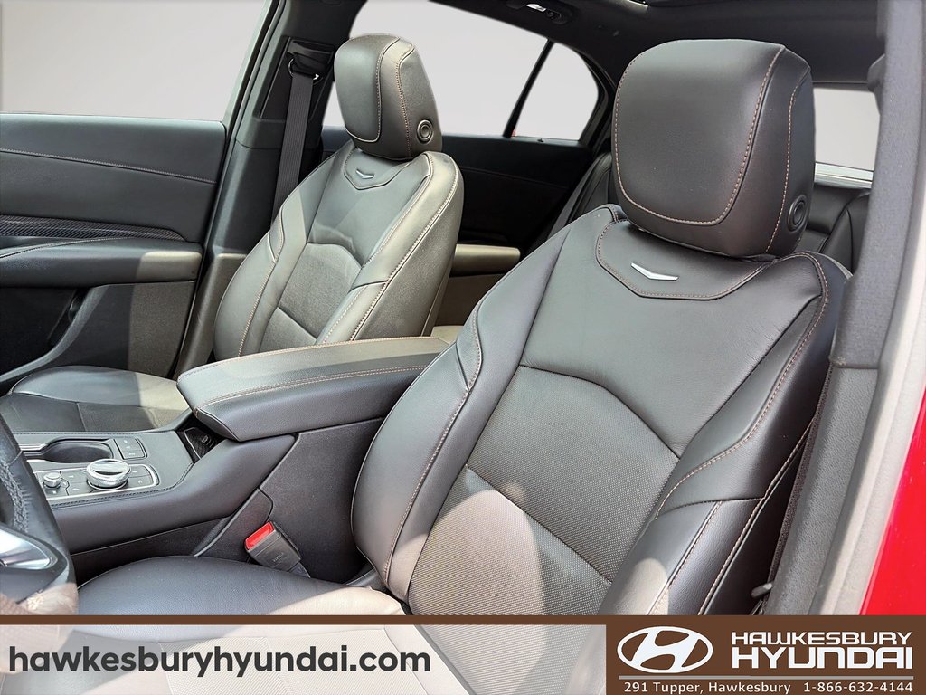 2021 Cadillac XT4 AWD SPORT in Hawkesbury, Ontario - 9 - w1024h768px