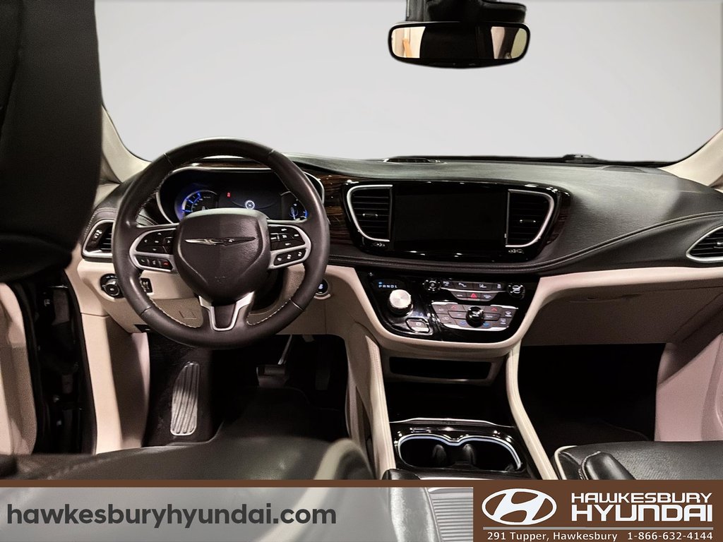 Chrysler Pacifica Hybrid Limited 2022 à Hawkesbury, Ontario - 10 - w1024h768px