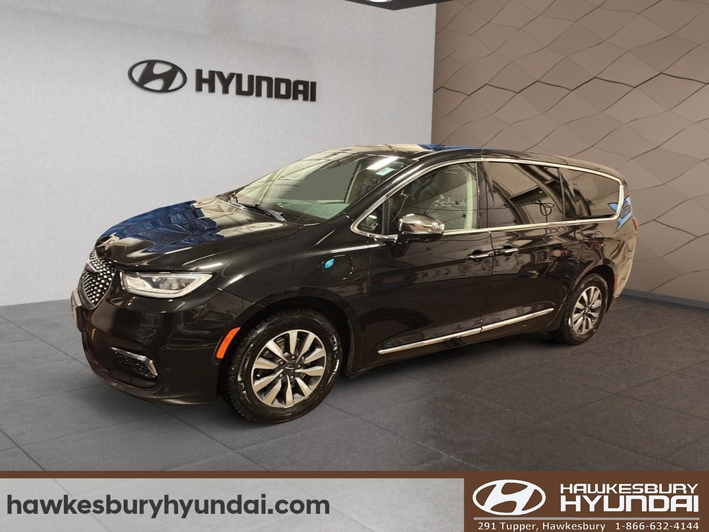 Chrysler Pacifica Hybrid Limited 2022 à Hawkesbury, Ontario - 1 - w1024h768px