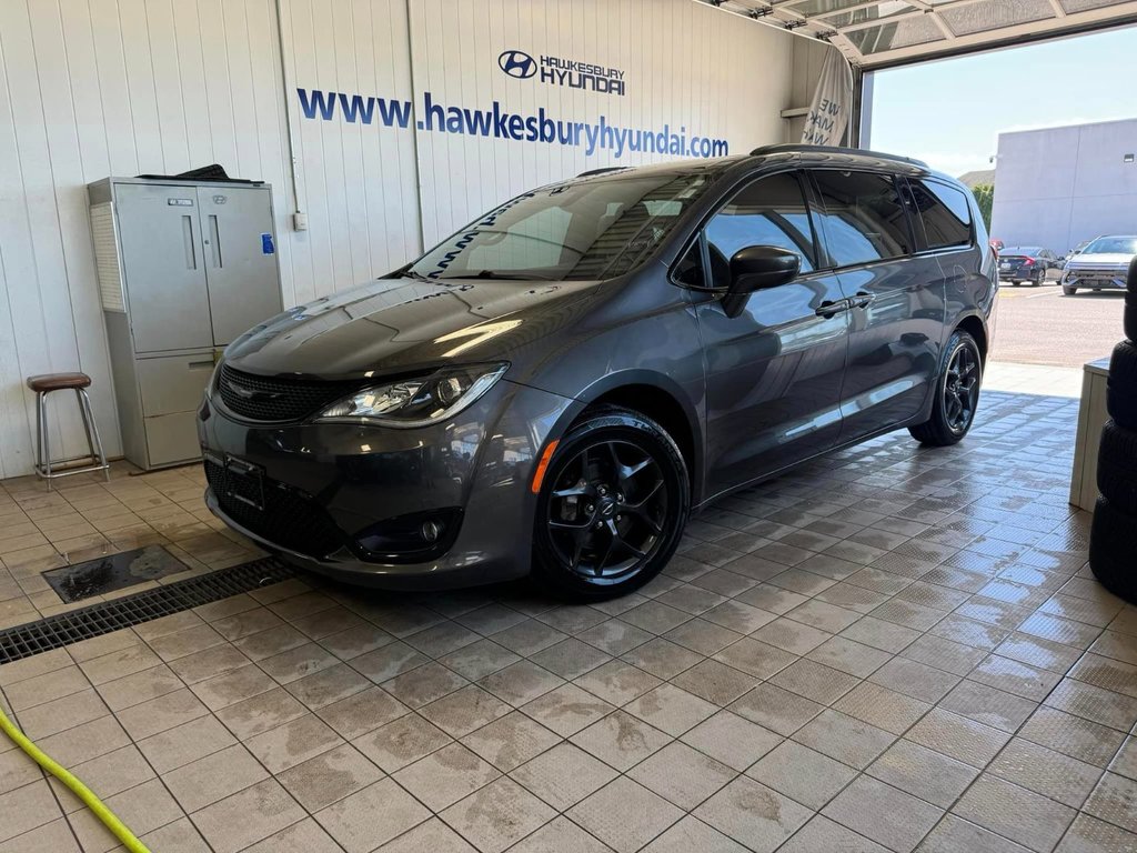 Pacifica Touring-L Plus 2019 à Hawkesbury, Ontario - 1 - w1024h768px