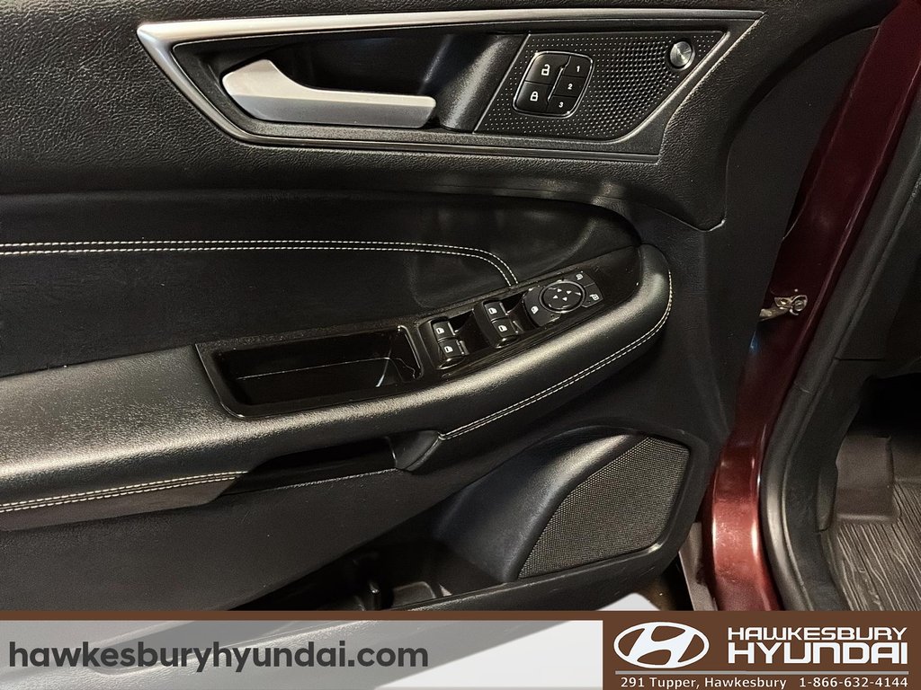 2019 Ford Edge Titanium in Hawkesbury, Ontario - 11 - w1024h768px