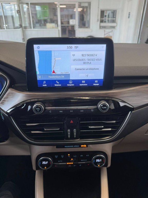 2020 Ford Escape Titanium Hybrid in Hawkesbury, Ontario - 23 - w1024h768px
