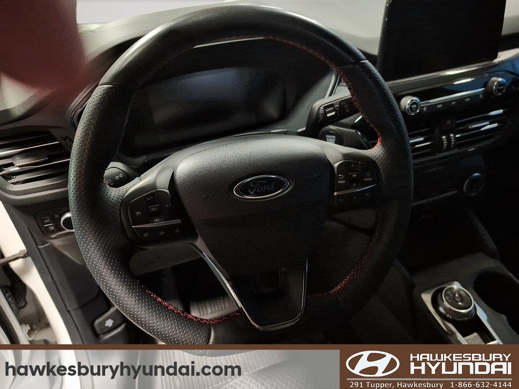 2023 Ford Escape ST-Line in Hawkesbury, Ontario - 11 - w1024h768px