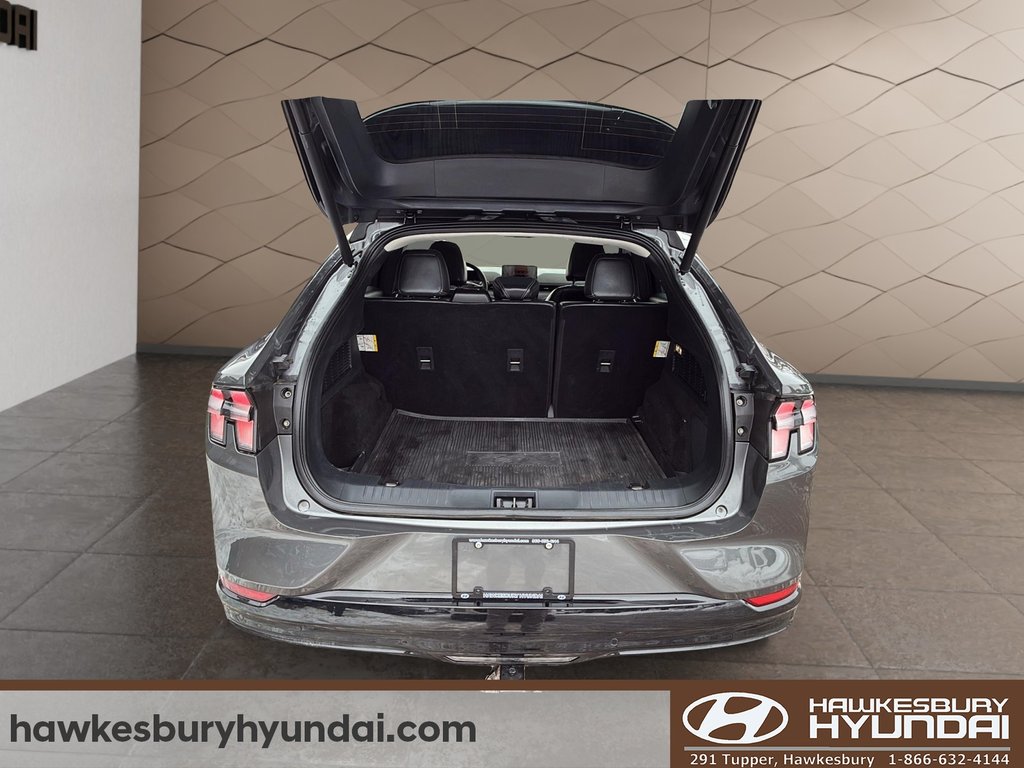 2023 Ford Mustang Mach-E Premium in Hawkesbury, Ontario - 7 - w1024h768px