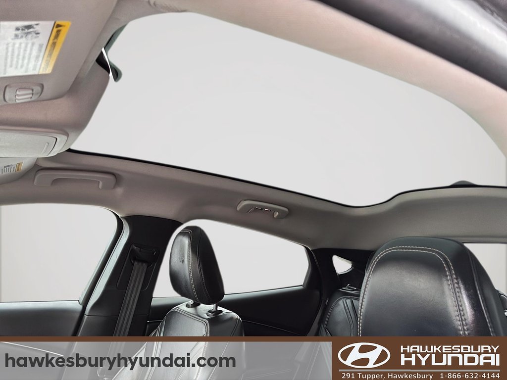 2023 Ford Mustang Mach-E Premium in Hawkesbury, Ontario - 16 - w1024h768px