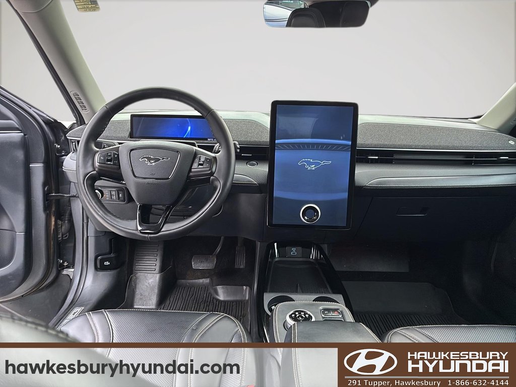 2023 Ford Mustang Mach-E Premium in Hawkesbury, Ontario - 10 - w1024h768px