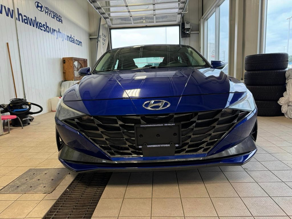 2023  Elantra Hybrid Luxury in Hawkesbury, Ontario - 8 - w1024h768px