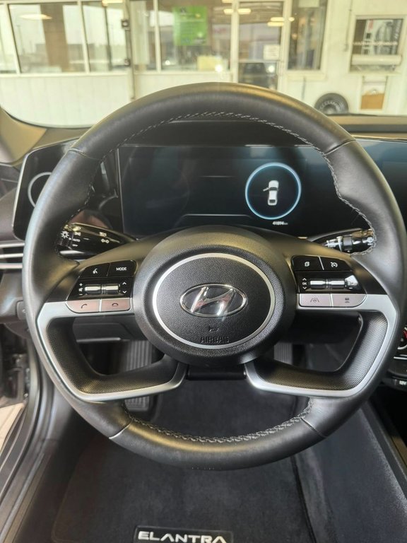 2023 Hyundai Elantra Hybrid Luxury in Hawkesbury, Ontario - 30 - w1024h768px