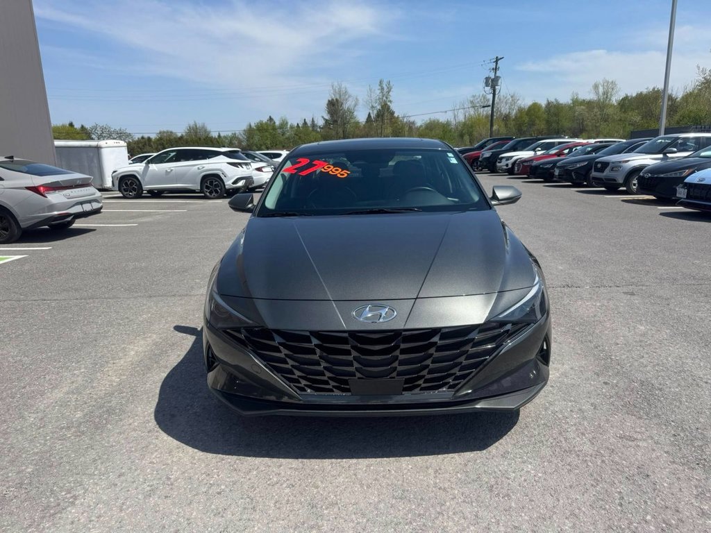 2023 Hyundai Elantra Hybrid Luxury in Hawkesbury, Ontario - 6 - w1024h768px