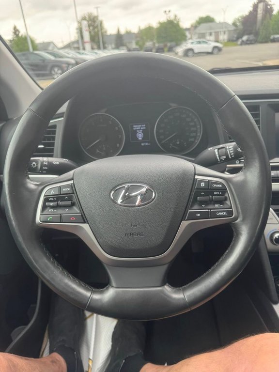 2017 Hyundai Elantra GLS in Hawkesbury, Ontario - 18 - w1024h768px