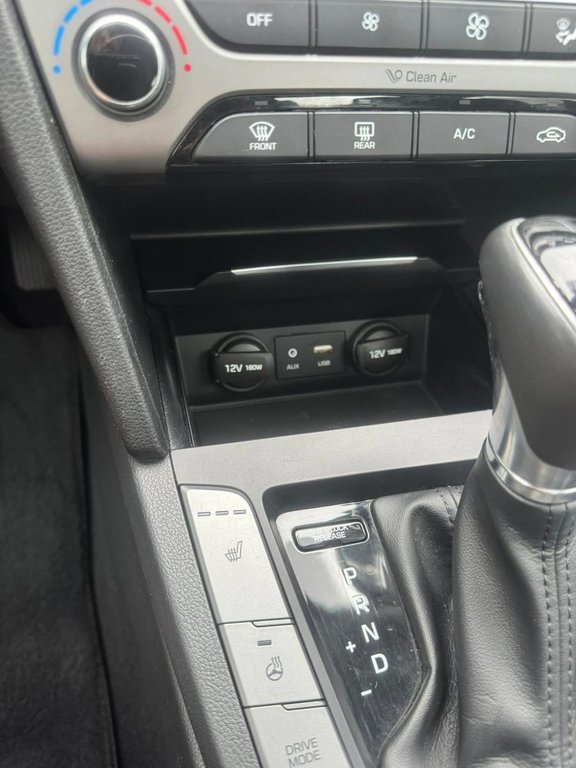 2017 Hyundai Elantra GLS in Hawkesbury, Ontario - 12 - w1024h768px