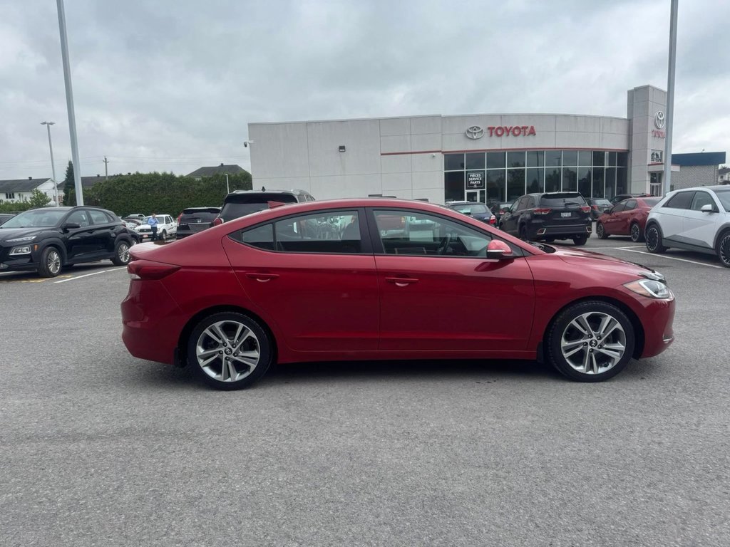 2017 Hyundai Elantra GLS in Hawkesbury, Ontario - 4 - w1024h768px