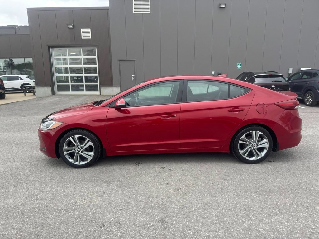 2017 Hyundai Elantra GLS in Hawkesbury, Ontario - 2 - w1024h768px