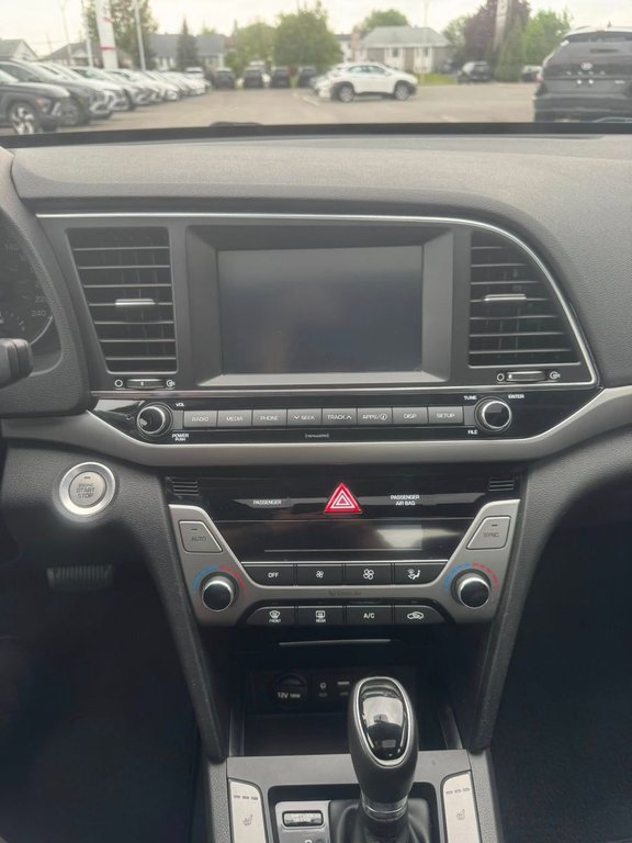 2017 Hyundai Elantra GLS in Hawkesbury, Ontario - 13 - w1024h768px