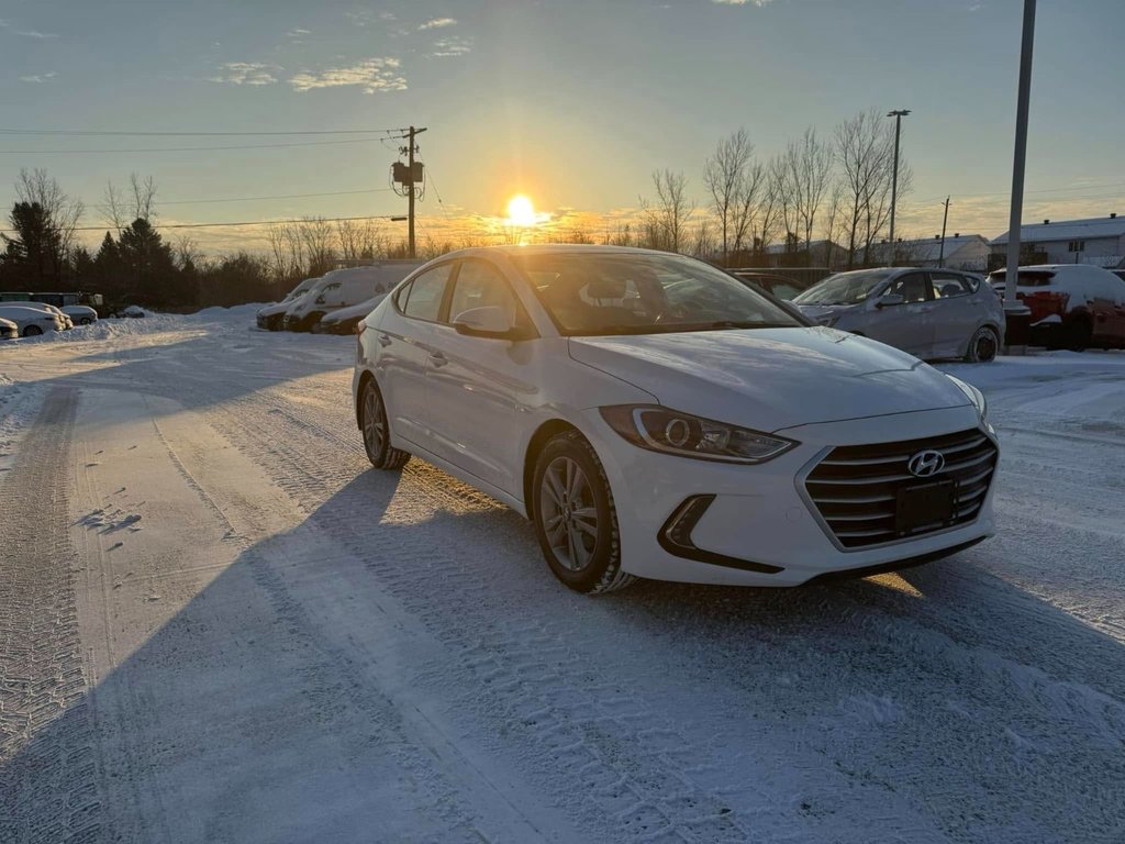 2018 Hyundai Elantra GL in Hawkesbury, Ontario - 6 - w1024h768px