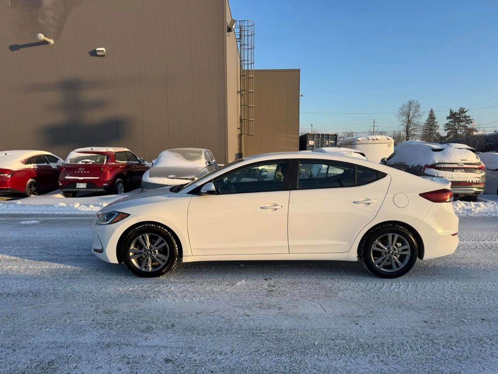 2018 Hyundai Elantra GL in Hawkesbury, Ontario - 4 - w1024h768px