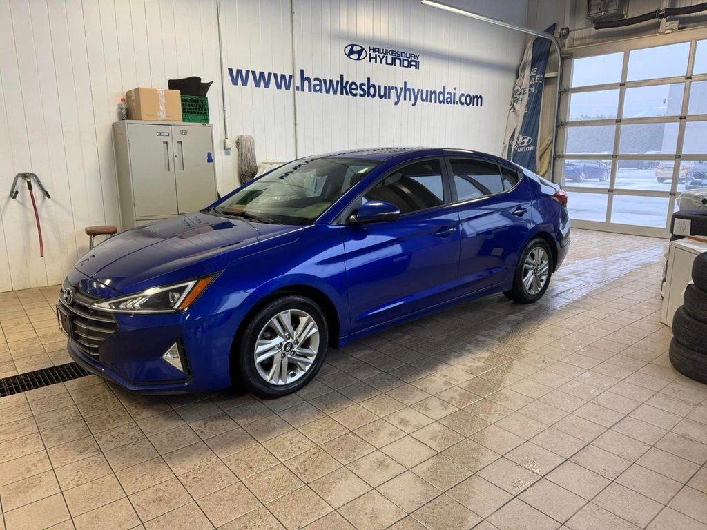 Elantra Preferred w/Sun & Safety Package 2020 à Hawkesbury, Ontario - 2 - w1024h768px