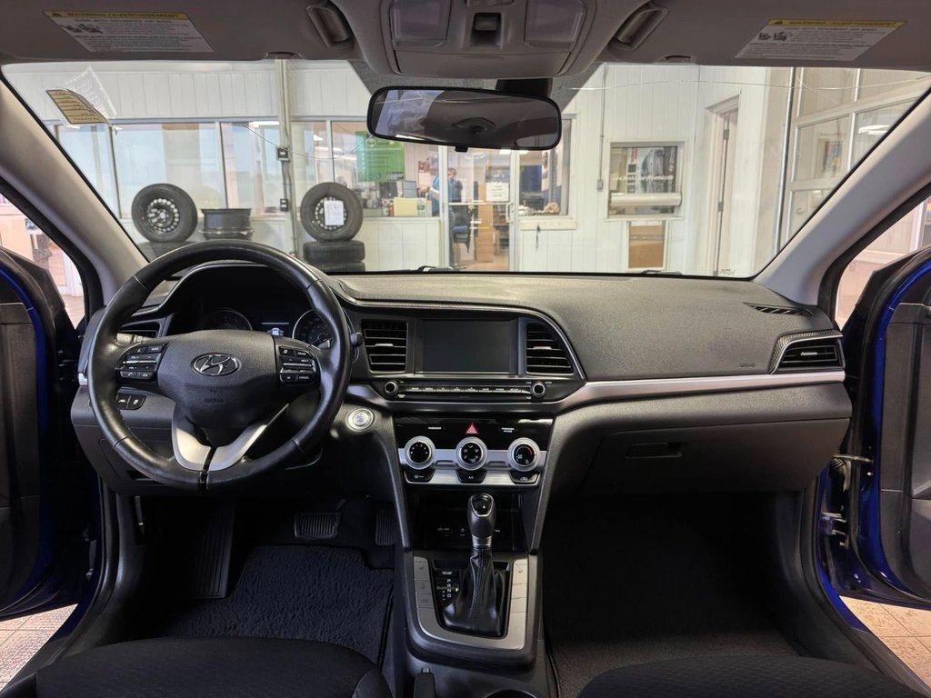 Elantra Preferred w/Sun & Safety Package 2020 à Hawkesbury, Ontario - 9 - w1024h768px