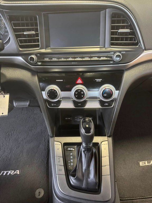 2020 Hyundai Elantra Preferred in Hawkesbury, Ontario - 19 - w1024h768px