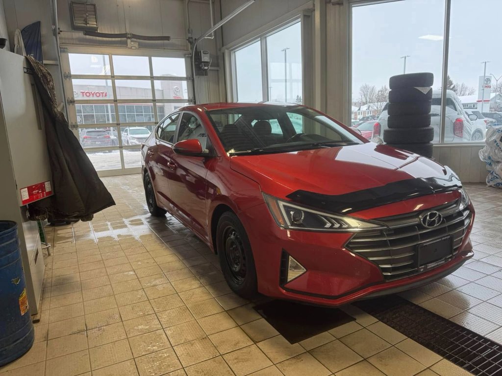 2020 Hyundai Elantra Preferred in Hawkesbury, Ontario - 5 - w1024h768px