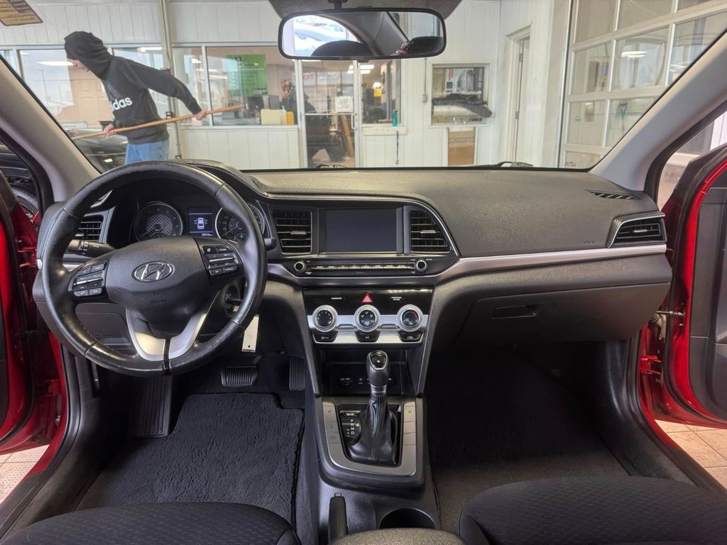 2020 Hyundai Elantra Preferred in Hawkesbury, Ontario - 16 - w1024h768px