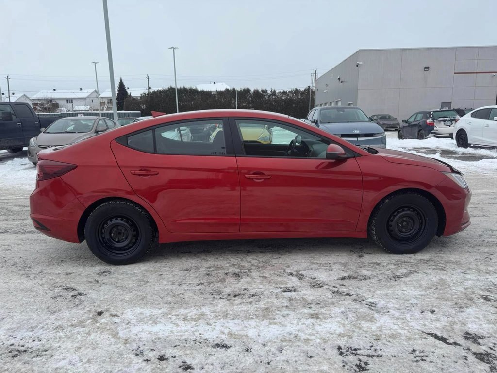 2020 Hyundai Elantra Preferred in Hawkesbury, Ontario - 7 - w1024h768px